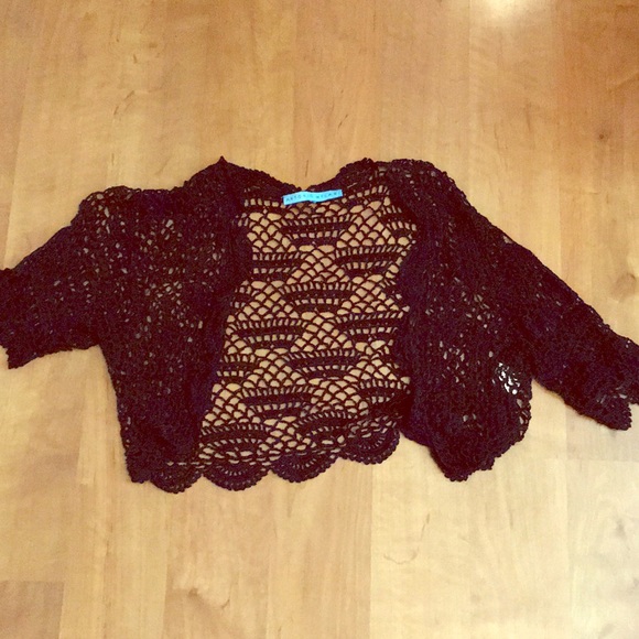 ANTONIO MELANI Sweaters - 🖤Antonio Melani black shaw sweater short sleeve